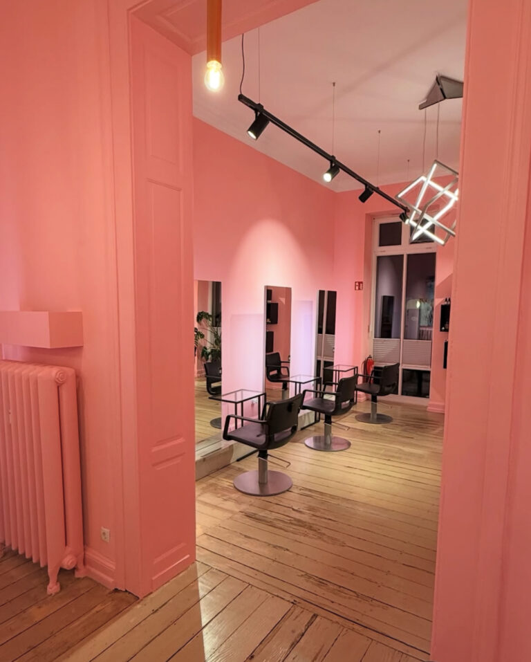 HERR WINTER FRISEURE