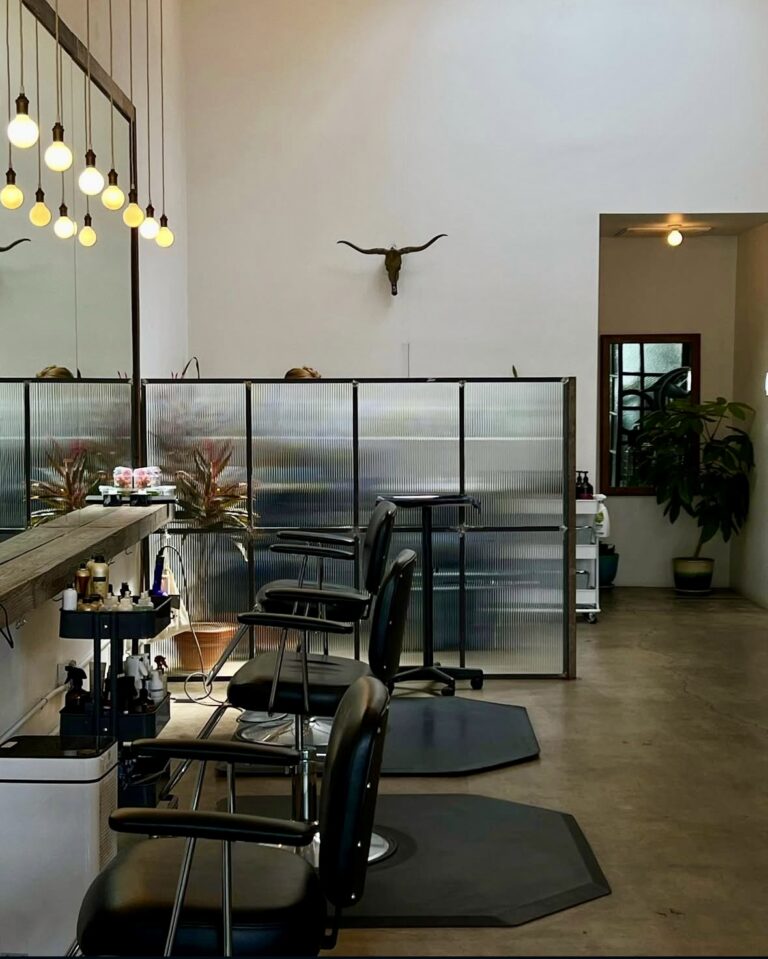 THE HIVE HAIR SHOP